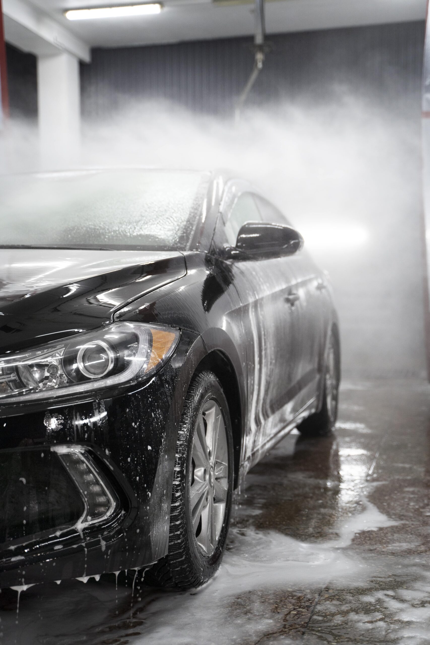 beautiful-car-washing-service-min